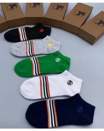 Burberry Stripe Socks Set